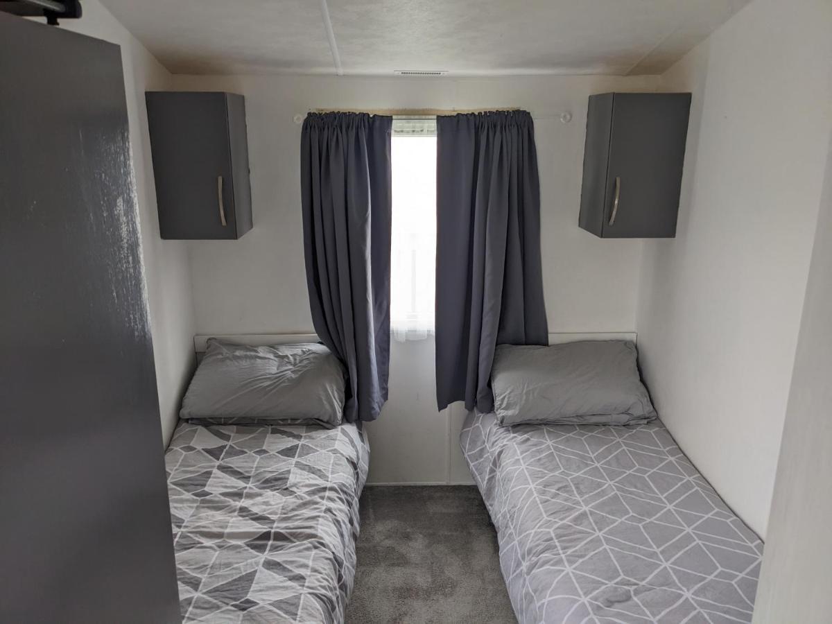Static Caravan On Lady'S Mile Holiday Park Dawlish Exteriör bild