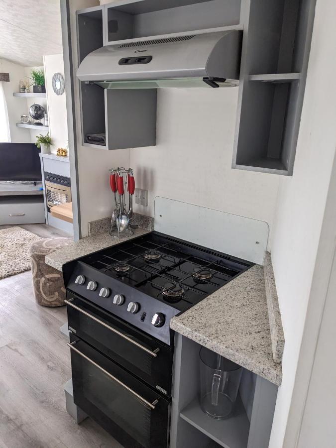 Static Caravan On Lady'S Mile Holiday Park Dawlish Exteriör bild